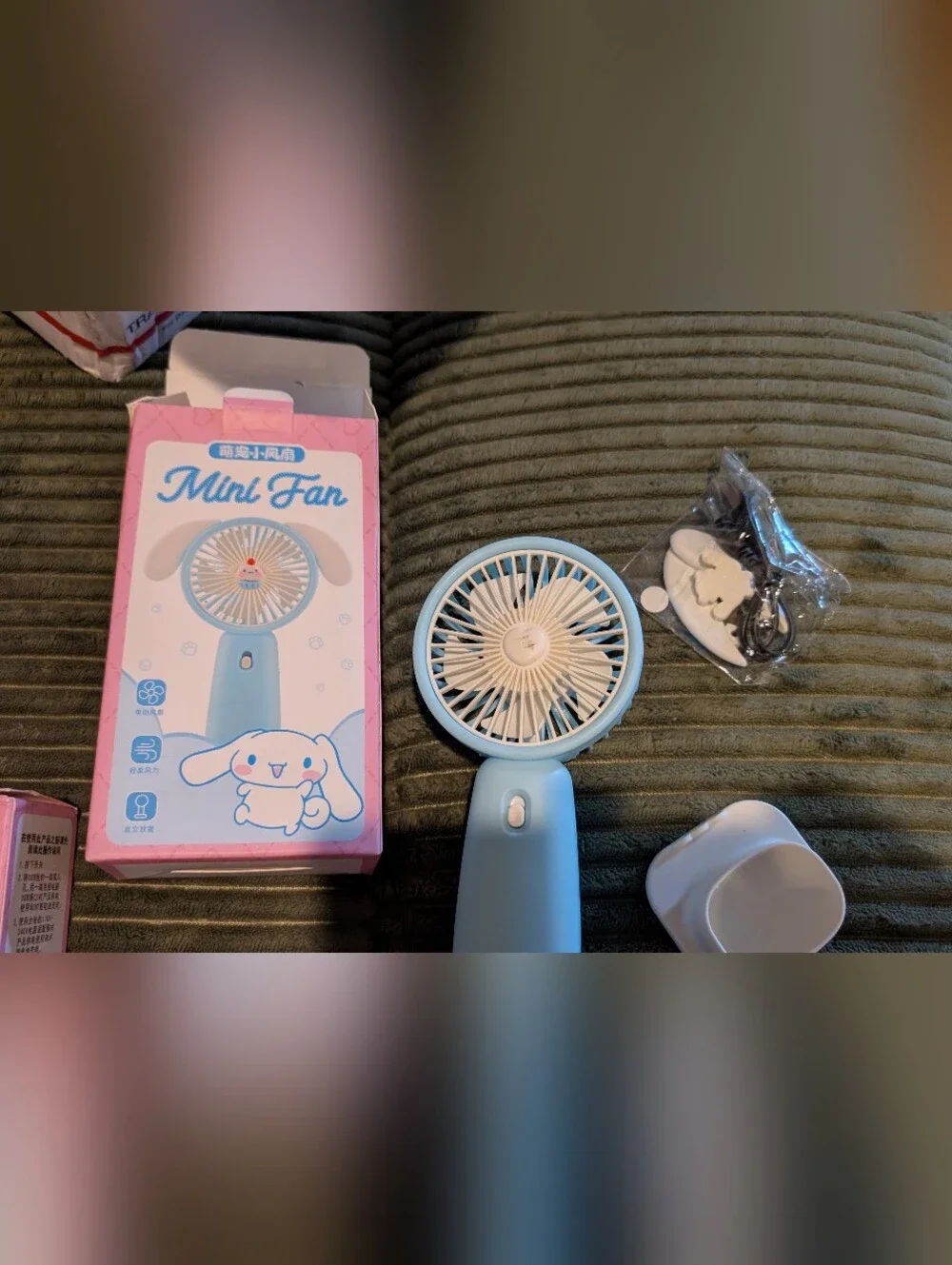 Cute Cinnamon Roll Mini Fan for Kids - Portable Handheld Cooling Fan